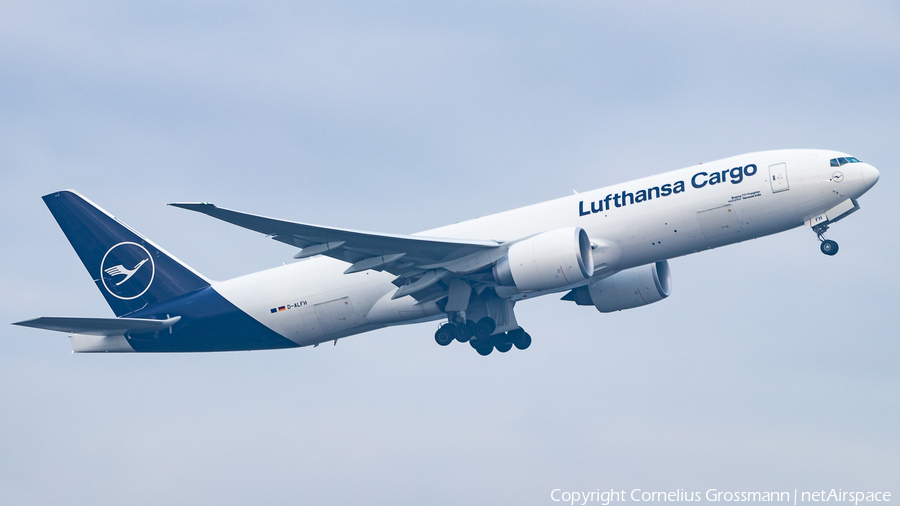 Lufthansa Cargo Boeing 777-FBT (D-ALFH) | Photo 419177
