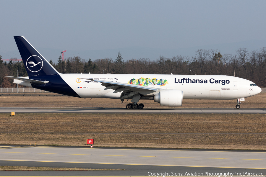 Lufthansa Cargo Boeing 777-FBT (D-ALFI) | Photo 502341