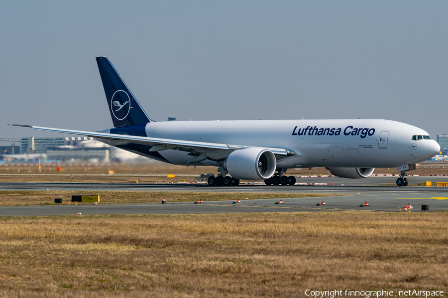 Lufthansa Cargo Boeing 777-FBT (D-ALFK) | Photo 500298