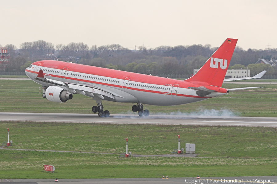 Air Berlin Airbus A330-223 (D-ALPA) | Photo 54121