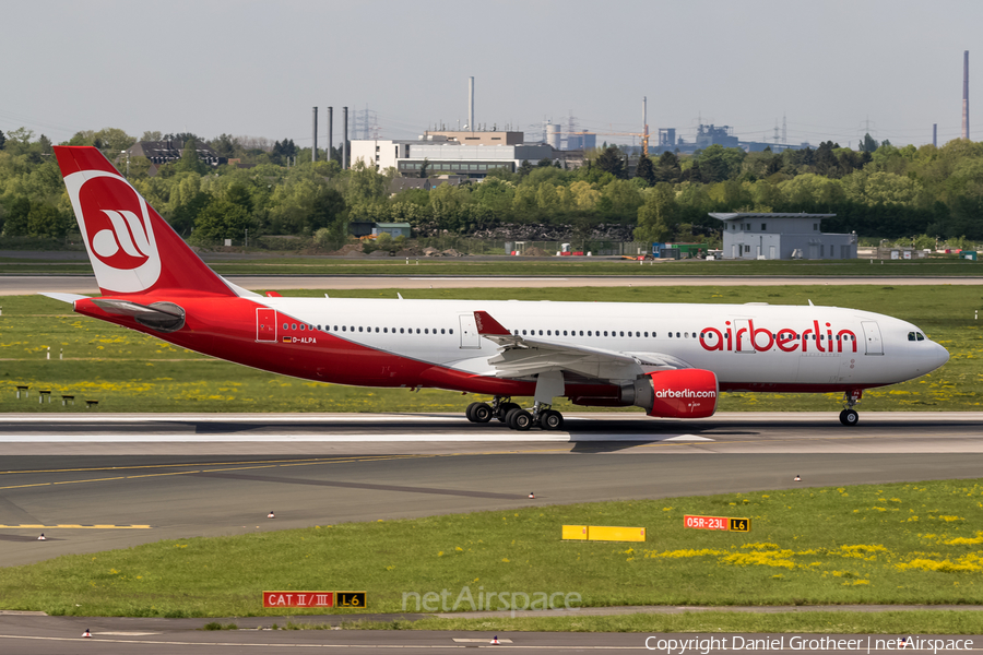 Air Berlin Airbus A330-223 (D-ALPA) | Photo 116742