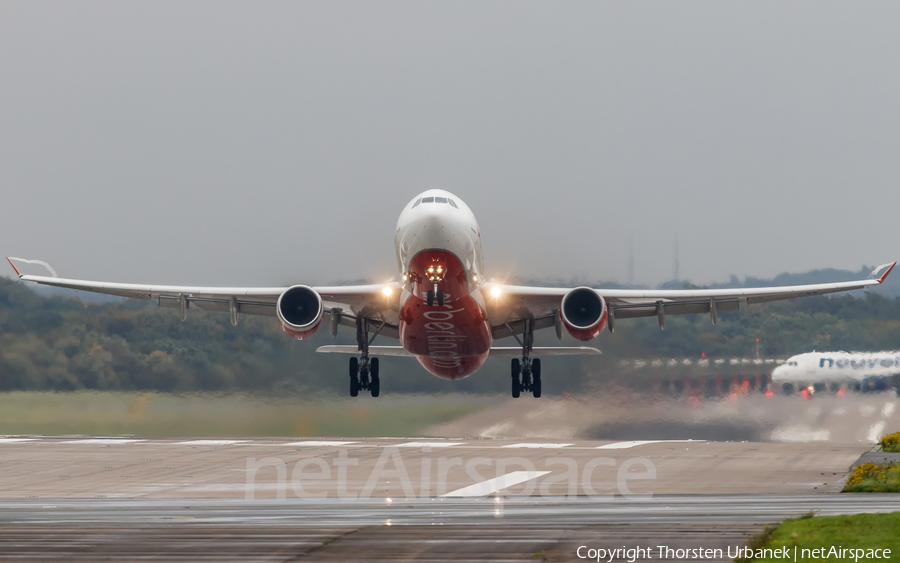 Air Berlin Airbus A330-223 (D-ALPA) | Photo 192028