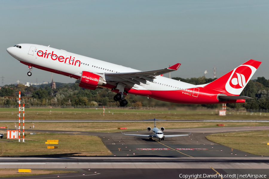 Air Berlin Airbus A330-223 (D-ALPA) | Photo 489683