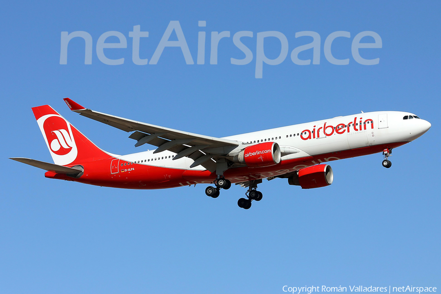 Air Berlin Airbus A330-223 (D-ALPA) | Photo 343694