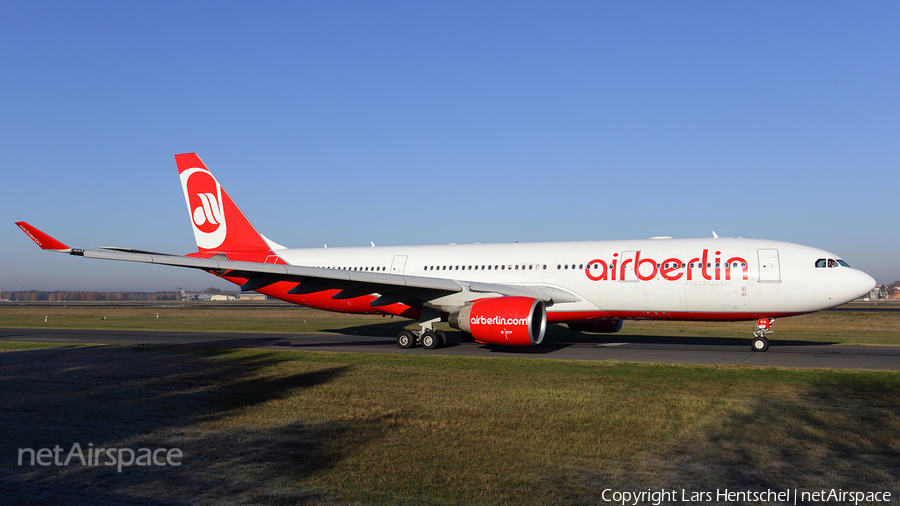 Air Berlin Airbus A330-223 (D-ALPA) | Photo 130884