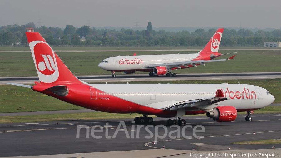 Air Berlin Airbus A330-223 (D-ALPB) | Photo 216193