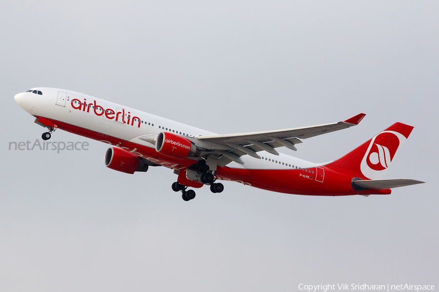 Air Berlin Airbus A330-223 (D-ALPB) | Photo 11096