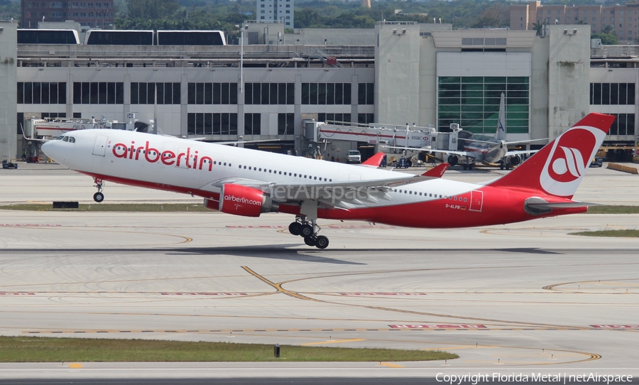 Air Berlin Airbus A330-223 (D-ALPB) | Photo 543292