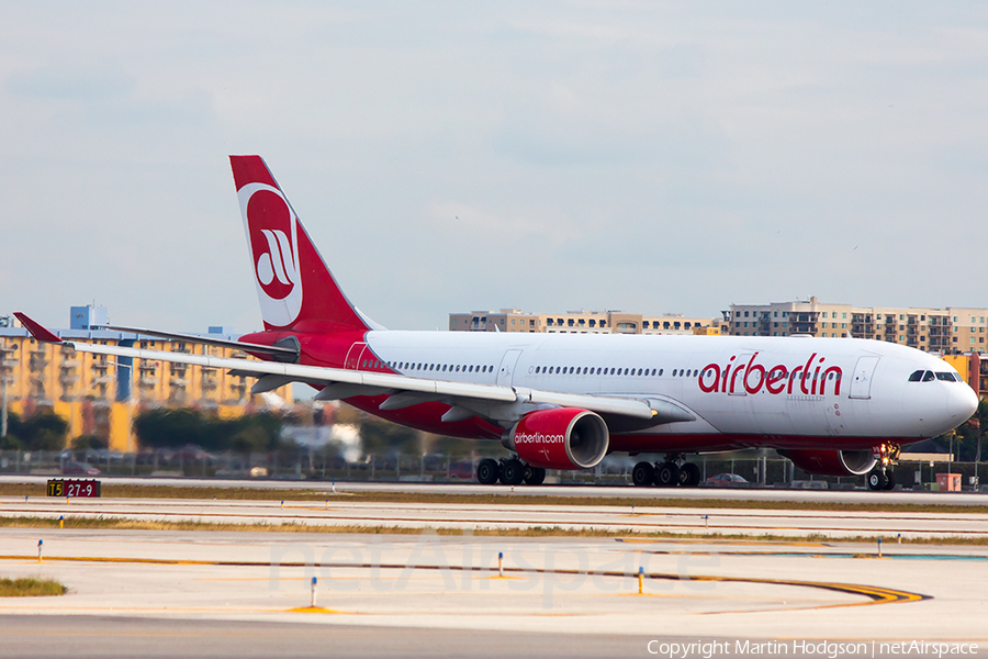 Air Berlin Airbus A330-223 (D-ALPB) | Photo 65559
