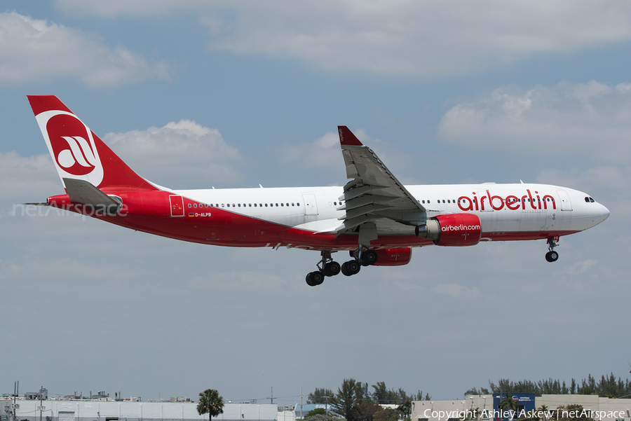 Air Berlin Airbus A330-223 (D-ALPB) | Photo 75626