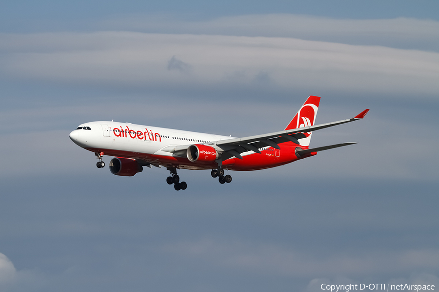 Air Berlin Airbus A330-223 (D-ALPC) | Photo 408401