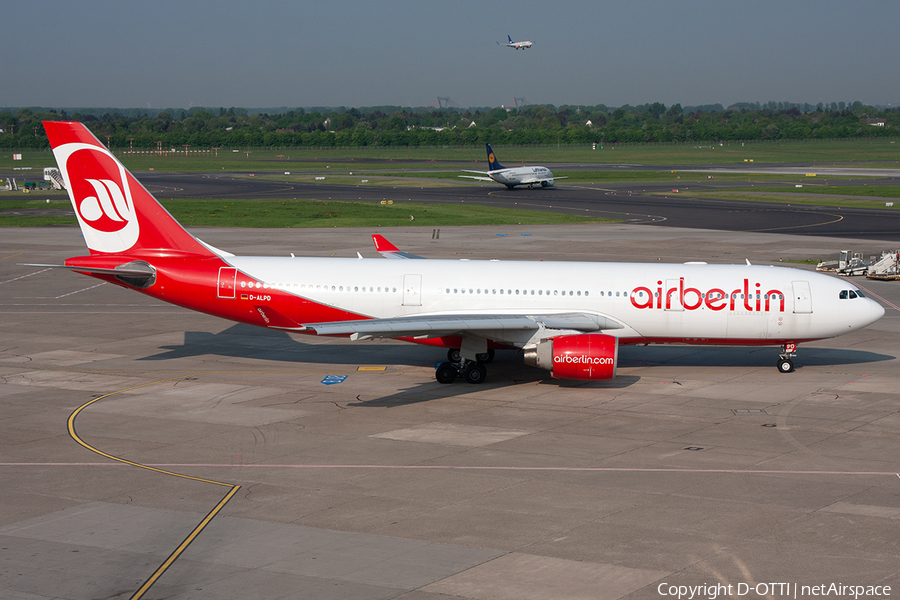 Air Berlin Airbus A330-223 (D-ALPD) | Photo 356231