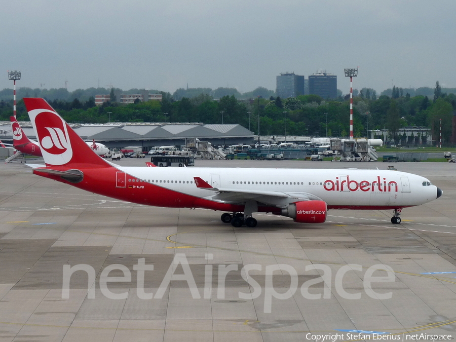 Air Berlin Airbus A330-223 (D-ALPD) | Photo 492610