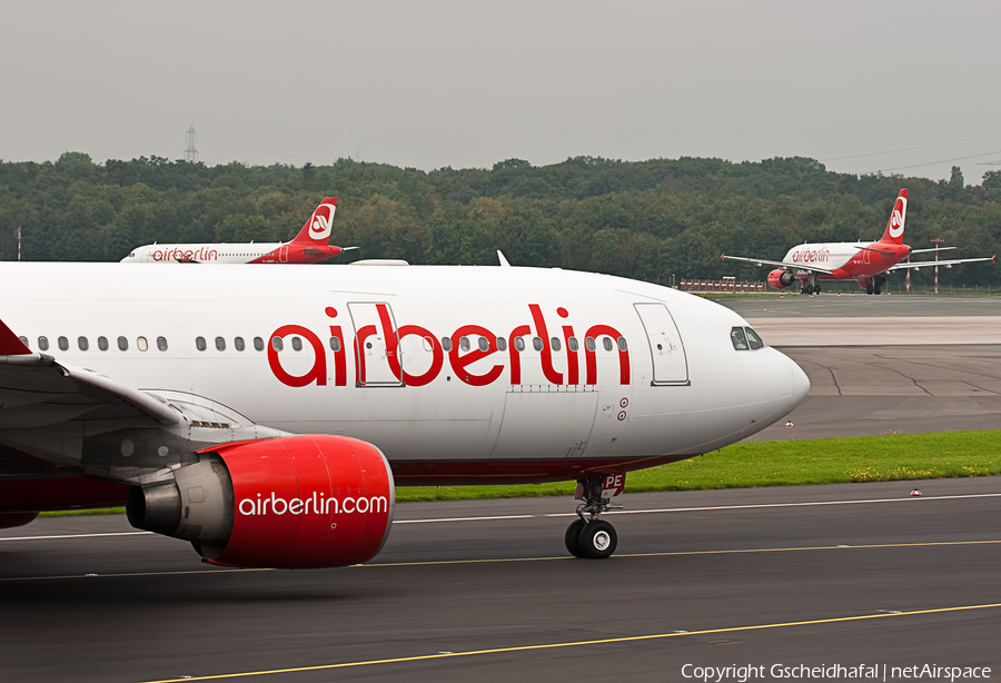 Air Berlin Airbus A330-223 (D-ALPE) | Photo 34533