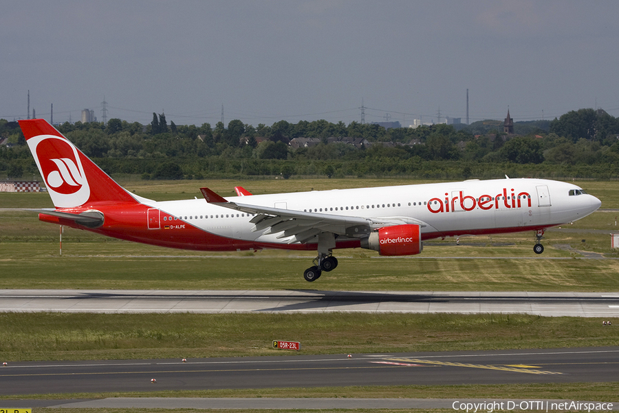 Air Berlin Airbus A330-223 (D-ALPE) | Photo 275781