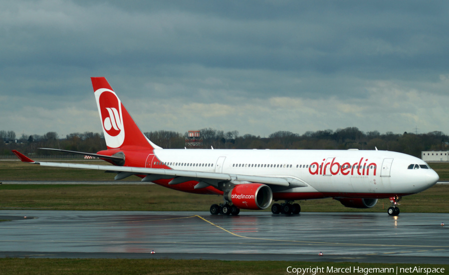 Air Berlin Airbus A330-223 (D-ALPF) | Photo 120644