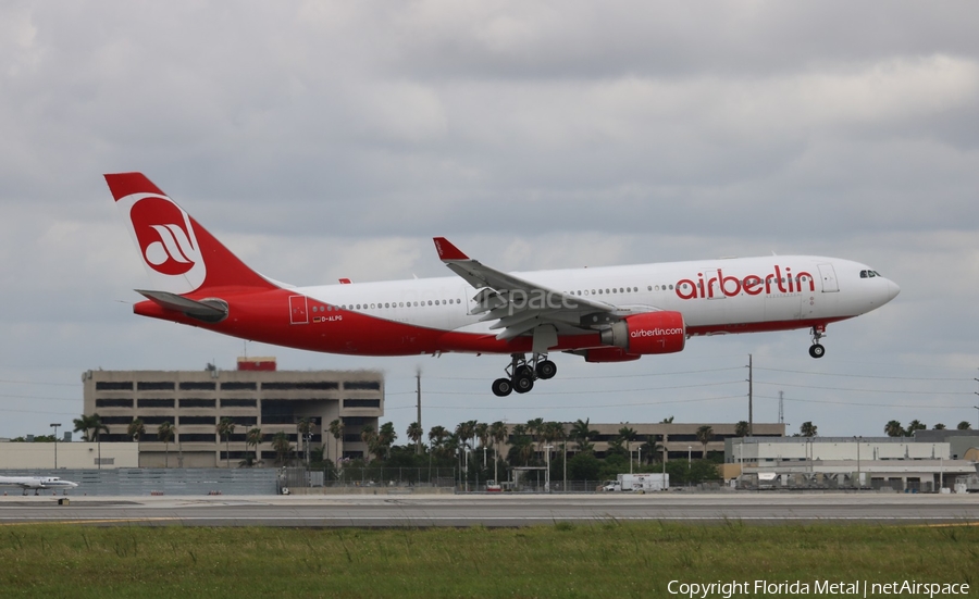 Air Berlin Airbus A330-223 (D-ALPG) | Photo 576450