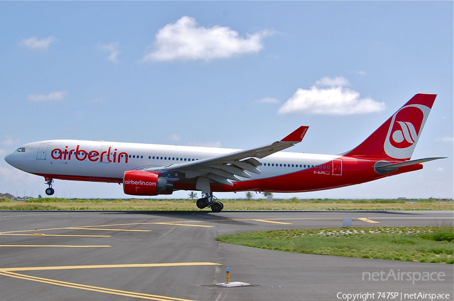 Air Berlin Airbus A330-223 (D-ALPG) | Photo 38366