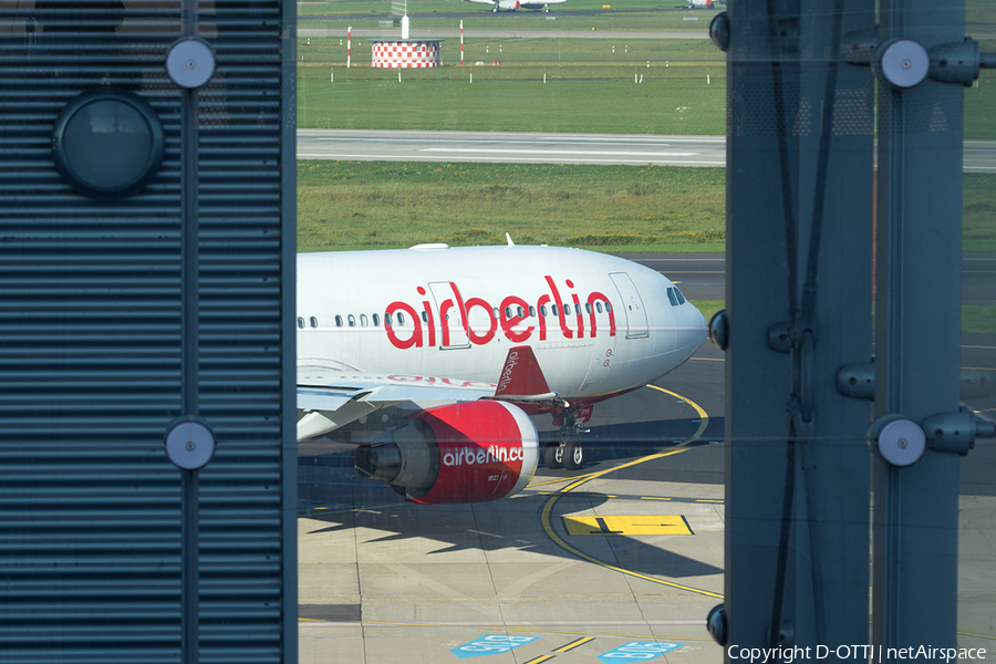 Air Berlin Airbus A330-223 (D-ALPH) | Photo 195270