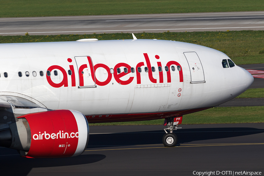 Air Berlin Airbus A330-223 (D-ALPH) | Photo 195271