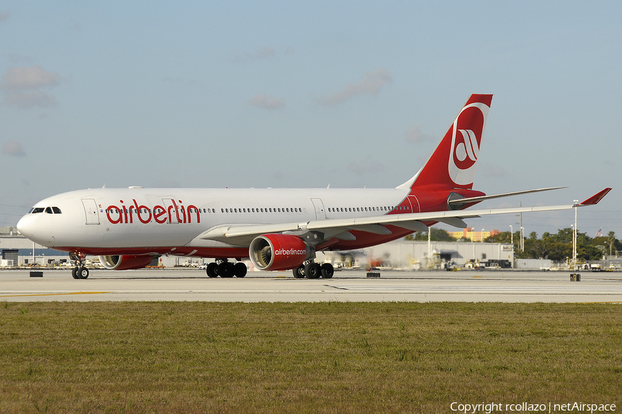 Air Berlin Airbus A330-223 (D-ALPH) | Photo 22555