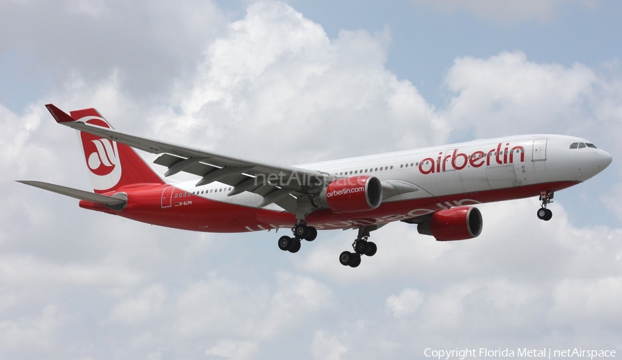 Air Berlin Airbus A330-223 (D-ALPH) | Photo 297593