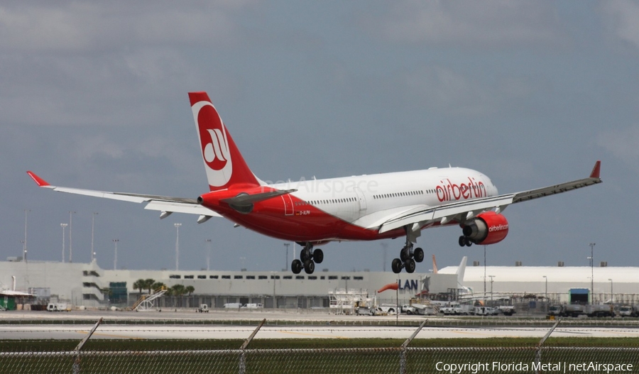 Air Berlin Airbus A330-223 (D-ALPH) | Photo 607142
