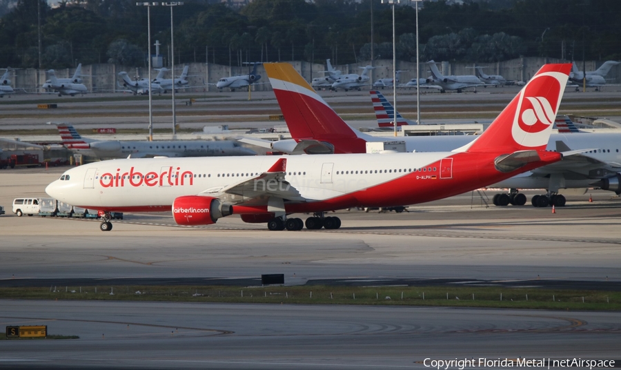 Air Berlin Airbus A330-223 (D-ALPH) | Photo 607143