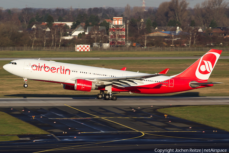 Air Berlin Airbus A330-223 (D-ALPI) | Photo 36220