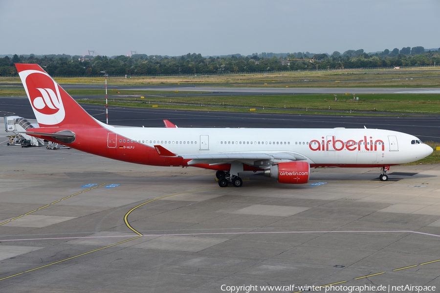 Air Berlin Airbus A330-223 (D-ALPJ) | Photo 406635