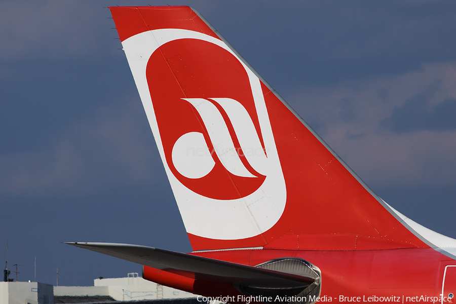Air Berlin Airbus A330-223 (D-ALPJ) | Photo 167452