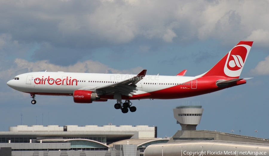 Air Berlin Airbus A330-223 (D-ALPJ) | Photo 297920