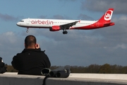 Air Berlin Airbus A321-211 (D-ALSA) at  Hamburg - Fuhlsbuettel (Helmut Schmidt), Germany