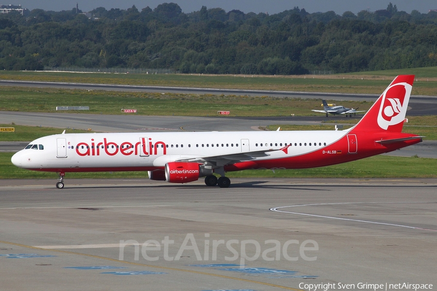 Air Berlin Airbus A321-211 (D-ALSB) | Photo 37432