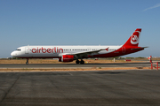 Air Berlin Airbus A321-211 (D-ALSD) at  Faro - International, Portugal