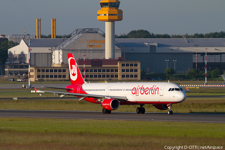 Air Berlin Airbus A321-211 (D-ALSD) | Photo 292888