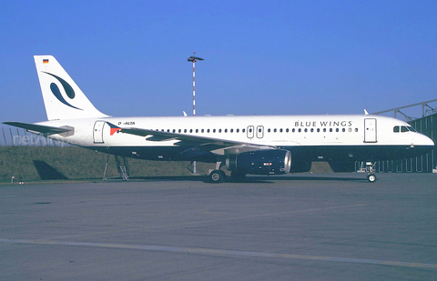 Blue Wings Airbus A320-232 (D-ALTA) at  Hamburg - Fuhlsbuettel (Helmut Schmidt), Germany