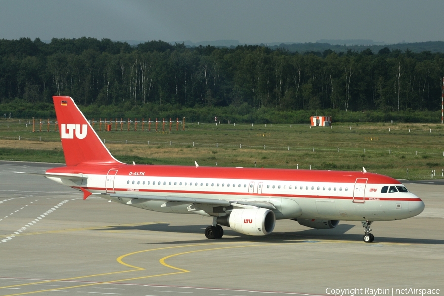 LTU International Airbus A320-214 (D-ALTK) | Photo 548447