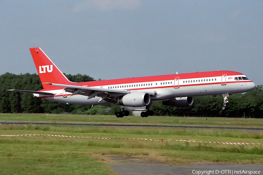 LTU International Boeing 757-2G5 (D-AMUQ) | Photo 143324