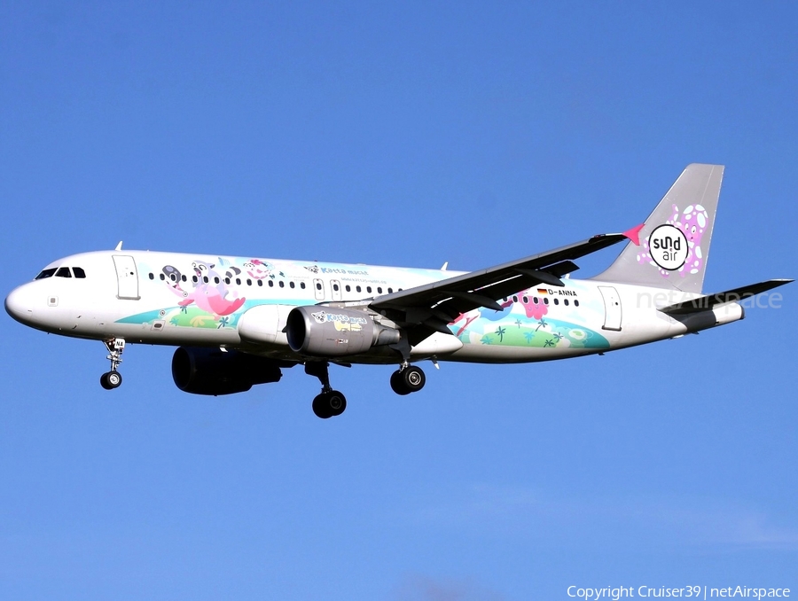 Sundair Airbus A320-214 (D-ANNA) | Photo 680664