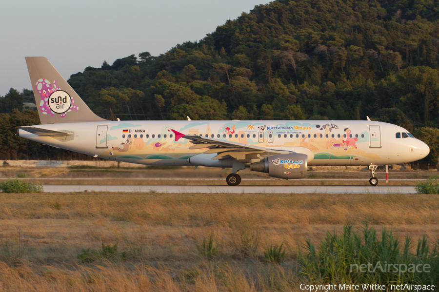 Sundair Airbus A320-214 (D-ANNA) | Photo 400492