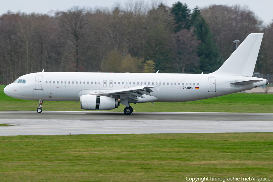 LEAV Aviation Airbus A320-232 (D-ANNE) | Photo 560549