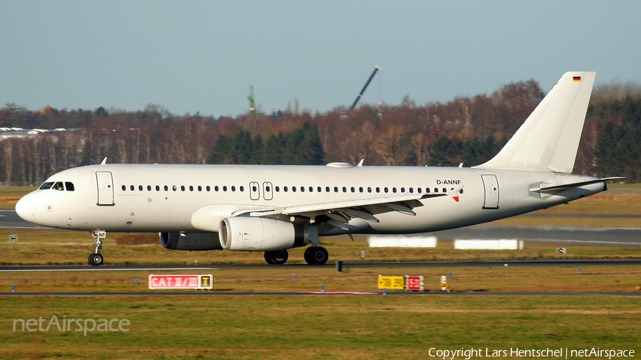 Blue Wings Airbus A320-232 (D-ANNF) | Photo 414161