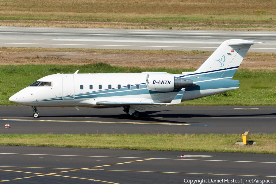 MHS Aviation Bombardier CL-600-2B16 Challenger 604 (D-ANTR) | Photo 489691