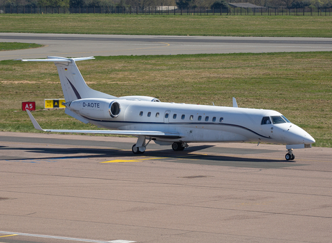 Air Hamburg Embraer EMB-135BJ Legacy 650 (D-AOTE) at  London - Luton, United Kingdom