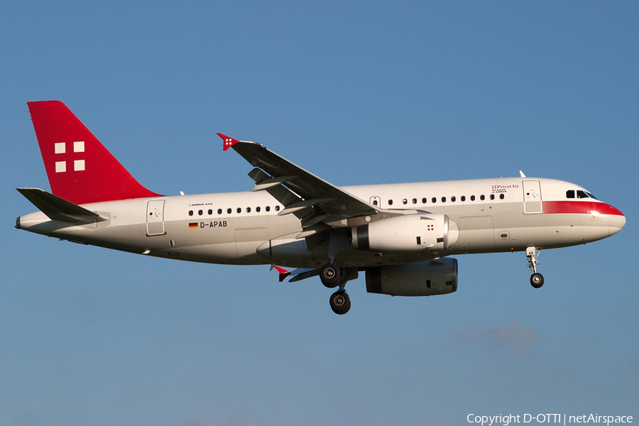 PrivatAir Airbus A319-132 (D-APAB) | Photo 198206