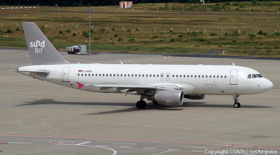 Sundair Airbus A320-214 (D-ASEE) | Photo 341405
