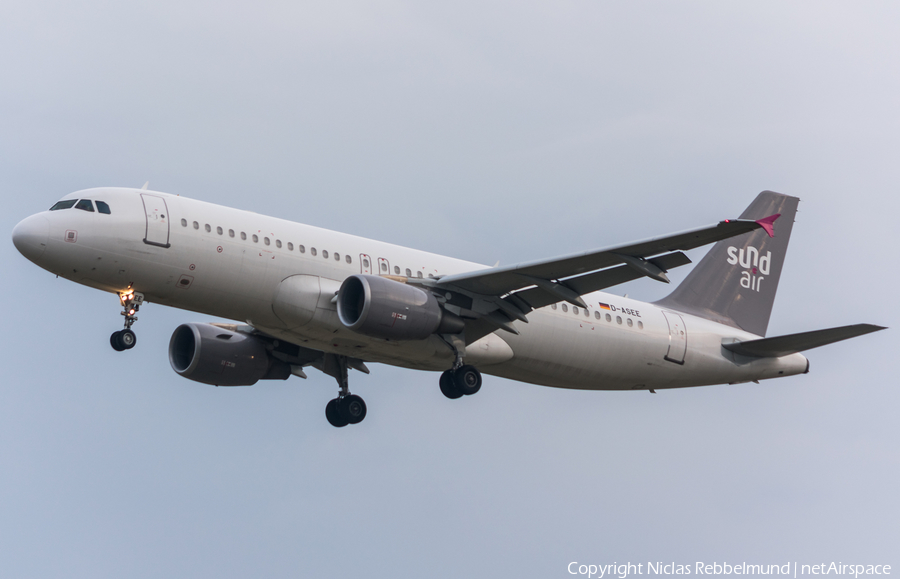 Sundair Airbus A320-214 (D-ASEE) | Photo 237102