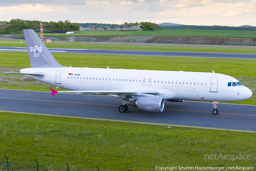 Sundair Airbus A320-214 (D-ASEE) | Photo 241354