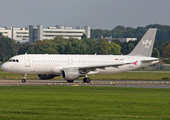 Sundair Airbus A320-214 (D-ASEF) at  Hamburg - Fuhlsbuettel (Helmut Schmidt), Germany